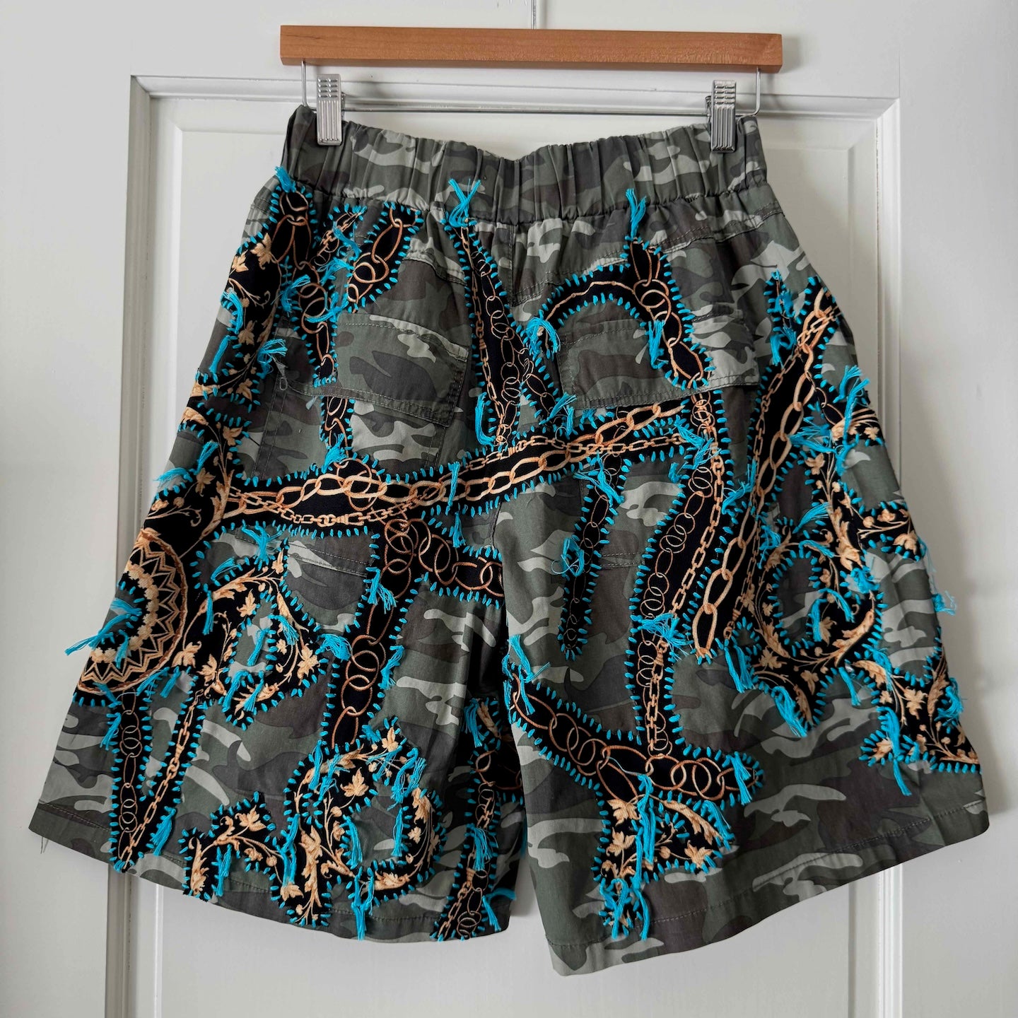 shorts_coulottes_gontovnik_repurposed_recycle_upcycle-reclaimed_hand-made_one-of-a-kind_vintage_hand-embroidery_print