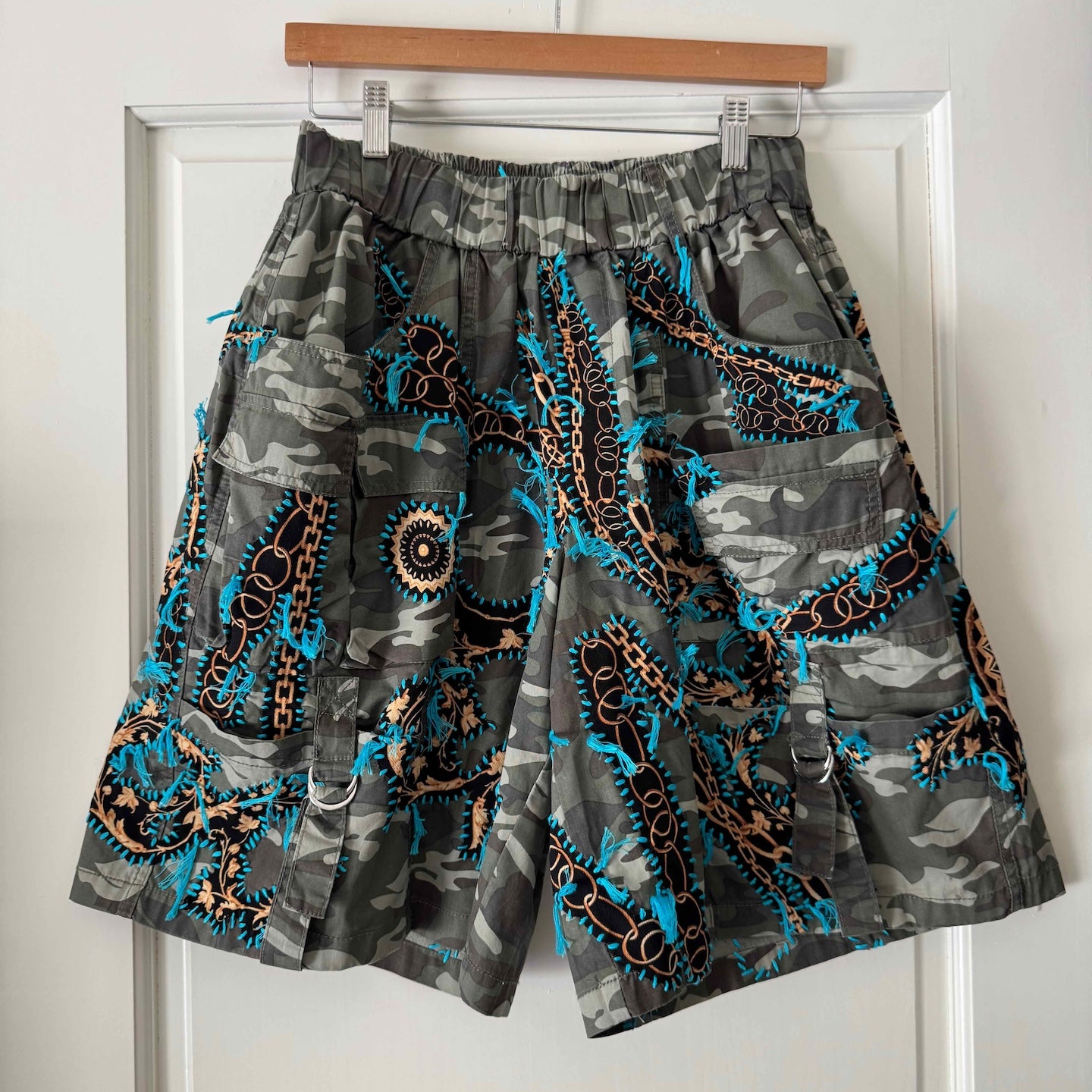 shorts_coulottes_gontovnik_repurposed_recycle_upcycle-reclaimed_hand-made_one-of-a-kind_vintage_hand-embroidery_print