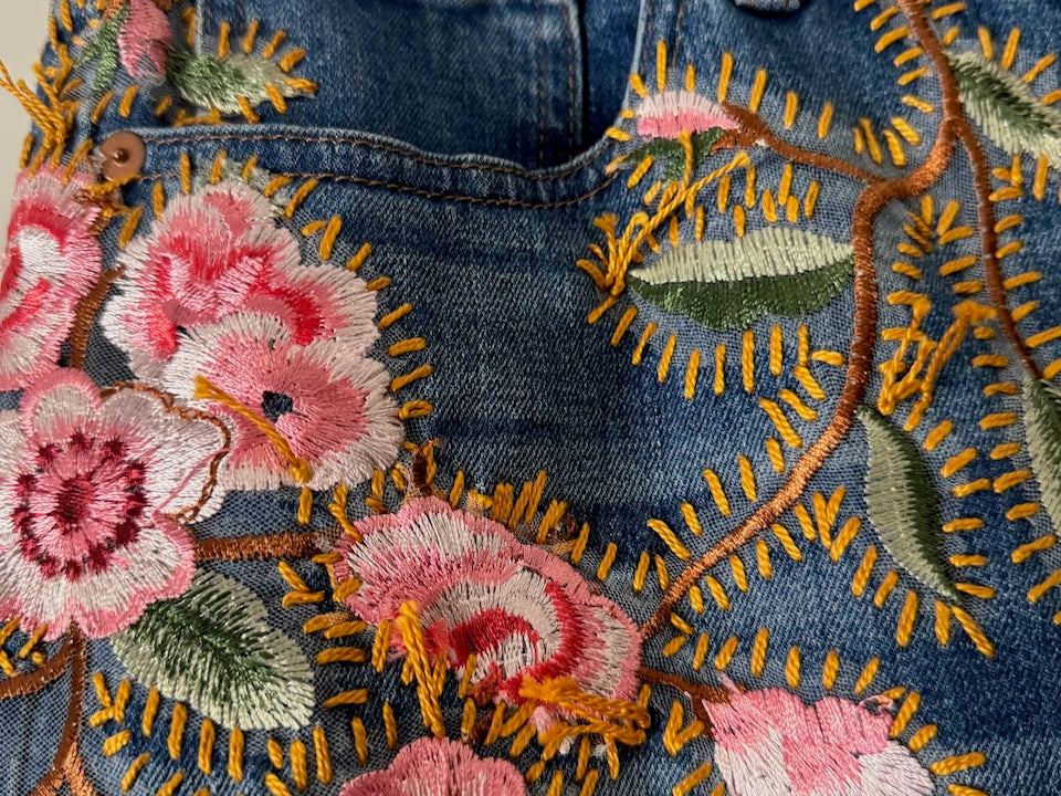 jeans_denim_gontovnik_repurposed_recycle_upcycle-reclaimed_hand-made_one-of-a-kind_vintage_hand-embroidery_pink_flowers