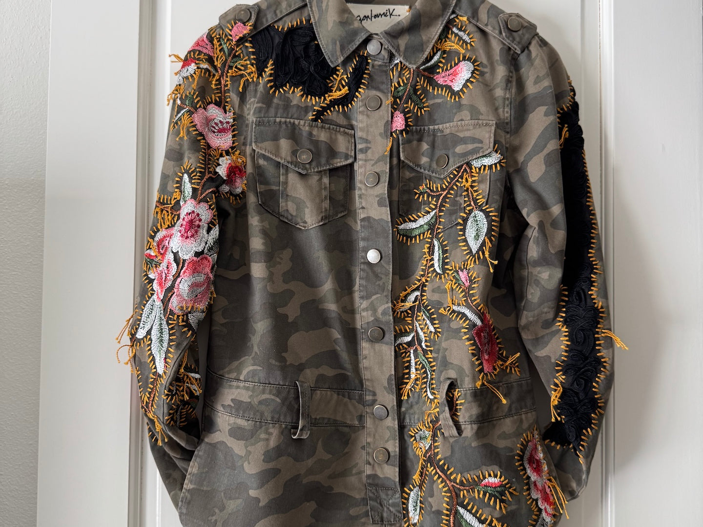 romper_camo_gontovnik_repurposed_recycle_upcycle-reclaimed_hand-made_one-of-a-kind_vintage_hand-embroidery_flowers_mickey_1