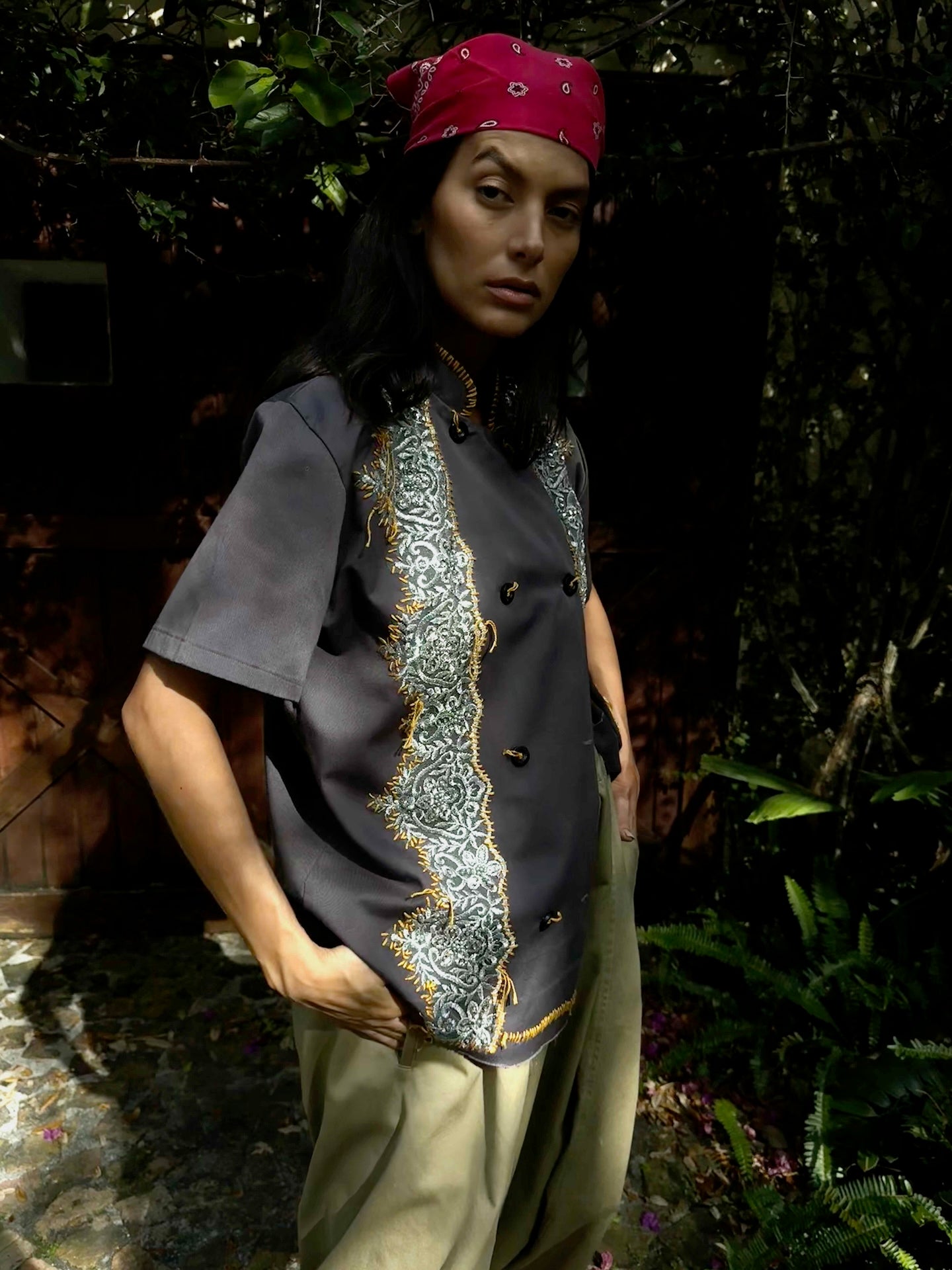 Reclaimed_Hand_Embroidered_chef_Unisex_silver 
