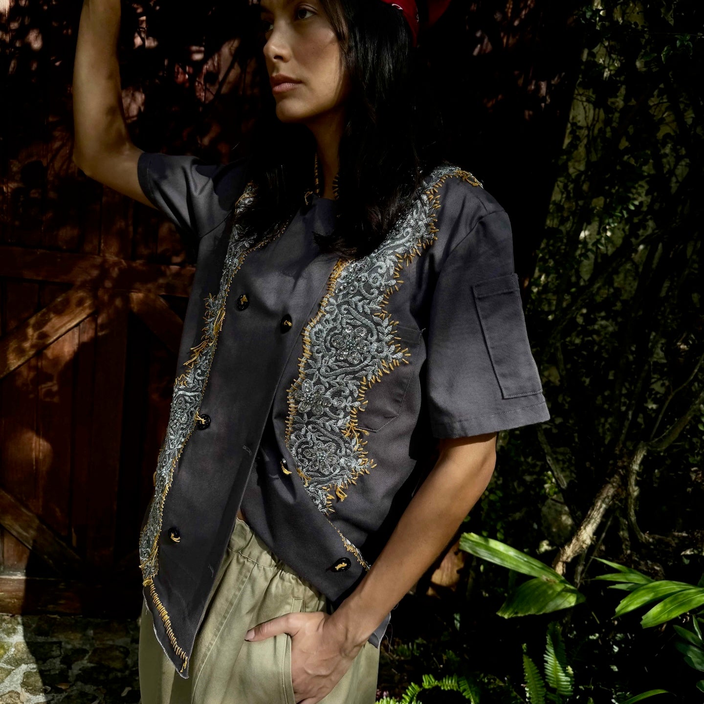 Reclaimed_Hand_Embroidered_chef_Unisex_silver 