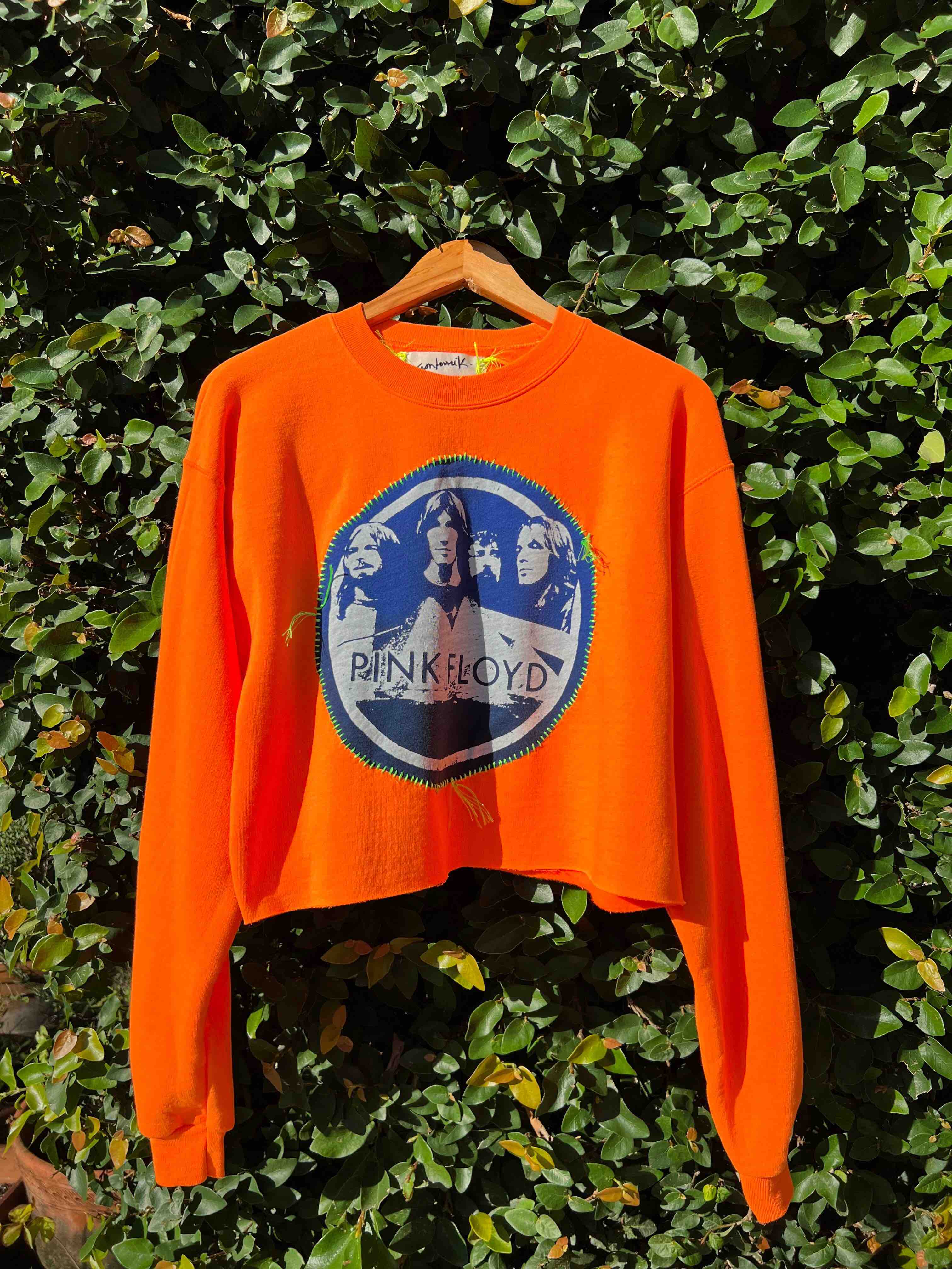 Moneeyyy….Cropped Sweatshirt